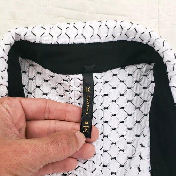 IC By Connie K Toggle Button Up Long Sleeve Shirt Womens Size Medium White Black - Picture 8 of 9